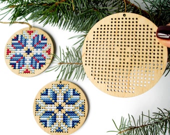 Christmas Bauble Wood Cross Stitch Blank, Christmas Cross Stitch Blank, Wooden Christmas Tree Decor, Cross Stitch Pendant, Wood Stitch Blank