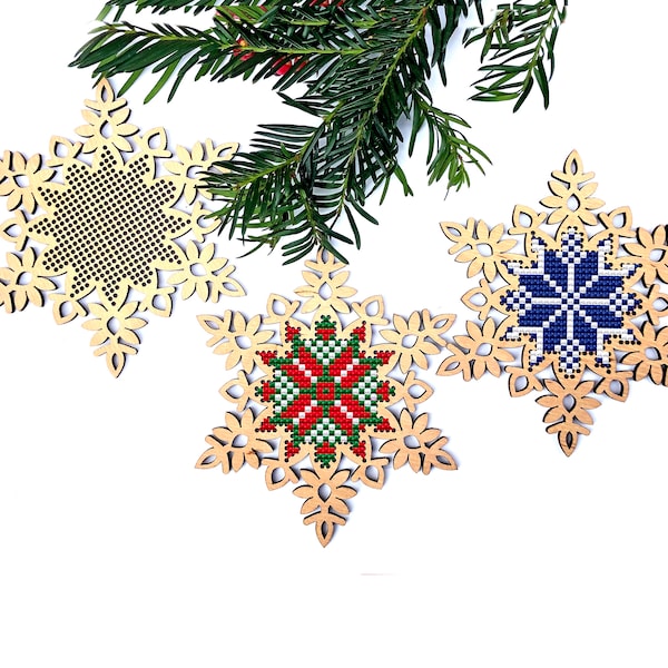 Christmas Snowflake Bauble Wood Cross Stitch Blank, Christmas Cross Stitch Blank, Wooden Christmas Tree Decor, Cross Stitch Pendant