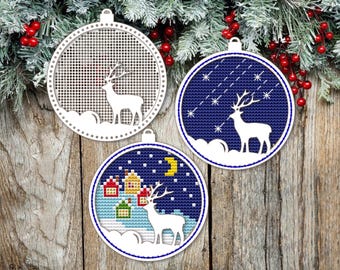 Christmas Bauble Cross Stitch Blank. Wood Deer Cross Stitch Pendant. Dimensional Cross Stitch. Christmas Tree Decor. Wood Christmas Ornament