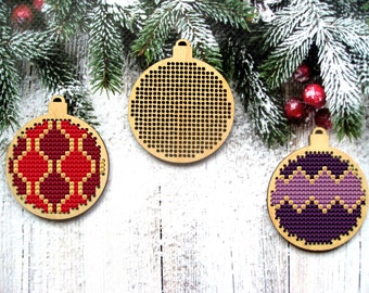 Christmas Bauble Cross Stitch Blank, Wood Cross Stitch Blank, Wooden Christmas Tree Decor, Cross Stitch Pendant, Wood Stitch Blank