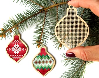 Christmas Bauble Wood Cross Stitch Blank, Christmas Cross Stitch Blank, Wooden Christmas Tree Decor, Cross Stitch Pendant, Wood Stitch Blank