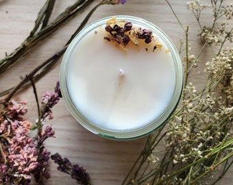 Jasmine and lilac candle