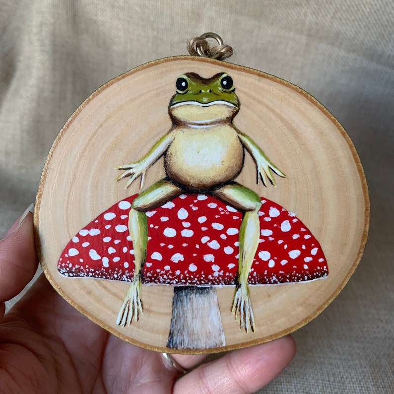 Frog Sitting on a Mushroom. Hand Painted on Sustainably Sourced Wood. Cottagecore Wall Hanging image 3