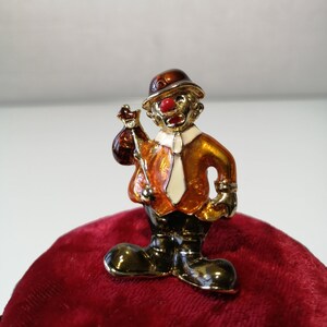 Vintage Red Nose Clown, Enameled Hobo Brooch Pin, Shades of Gold, Sad Clown Novelty Brooch, Circus Clown, Funny Clowns, Clown Laughing,Clown