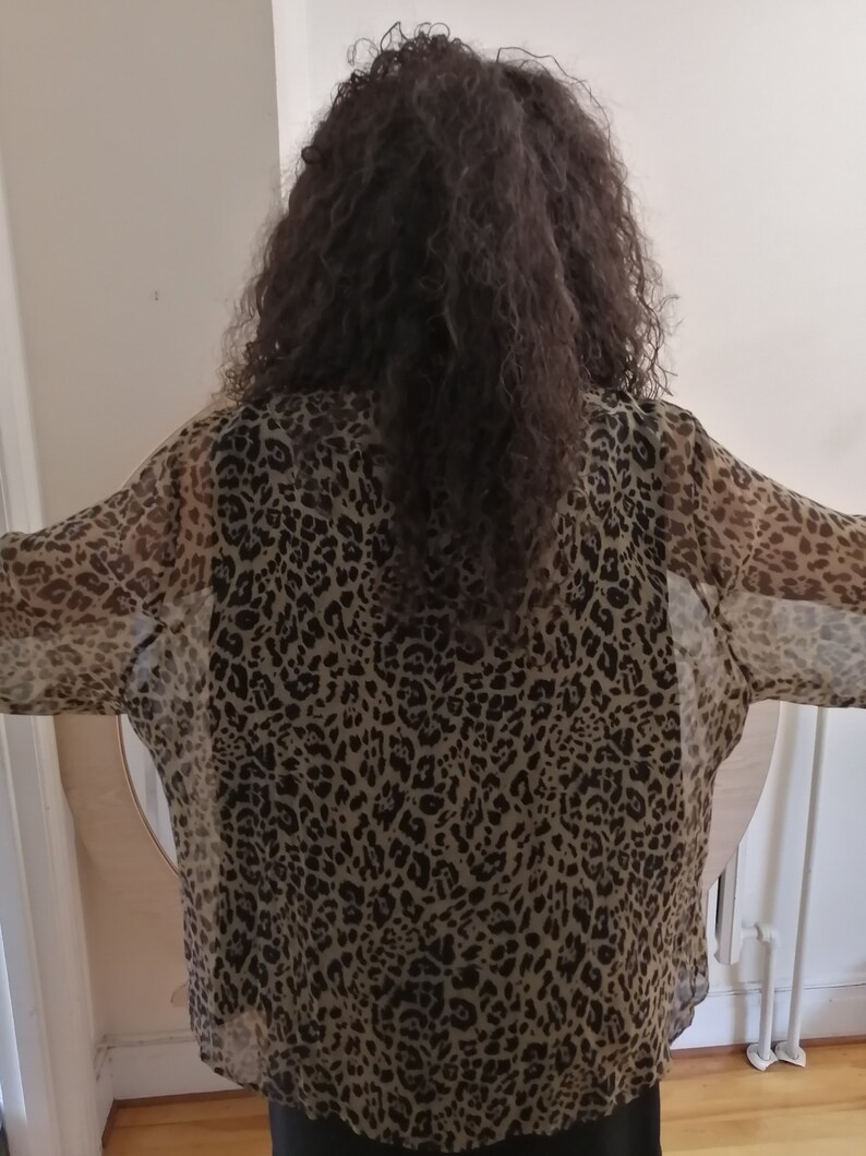 Size 3X for New York City Design Co Sheer Animal Print Ruffle Blouse,Leopard Print Cascading Ruffled Women/'s Blouse,100/% Silk Woman.