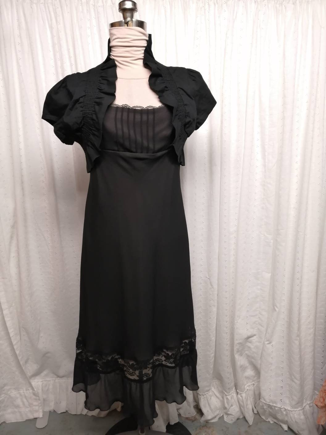 black chiffon empire waist dress Liz Baker 6 Black Empire Waist Dress Chiffon Ruched Waist Flowy Party V Neck
