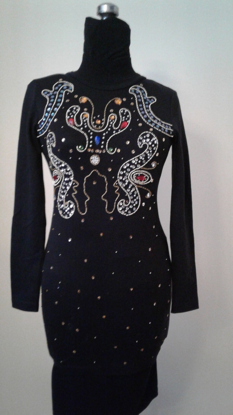 Little Black Dress Rhinestone Sleeveless V-Neck Homecoming Dress Short Party Evening Dresses