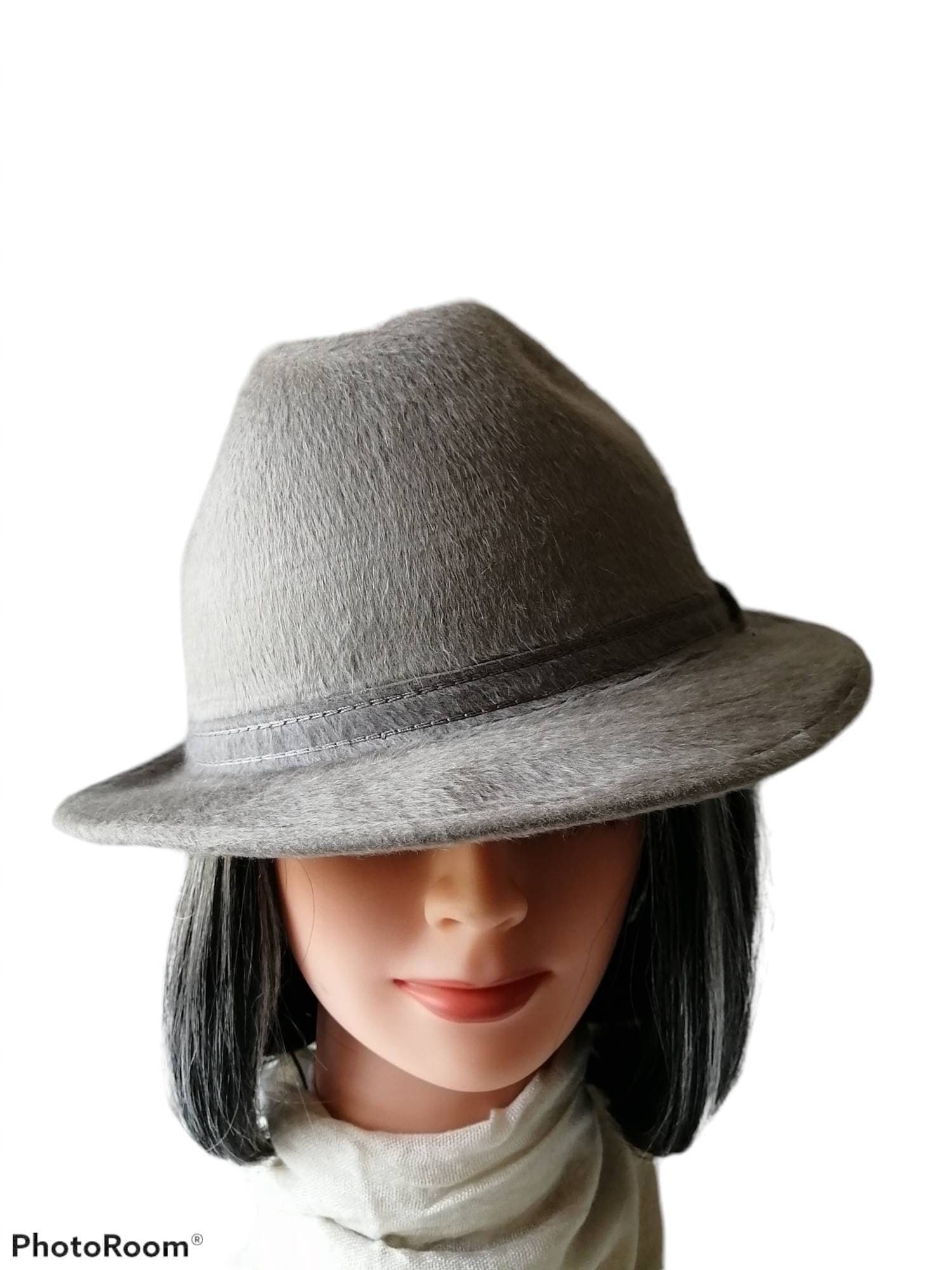 【USED】familiar51cmハット VTG Fedora Hat, Accessories Headwear, Grey Canadian Panda