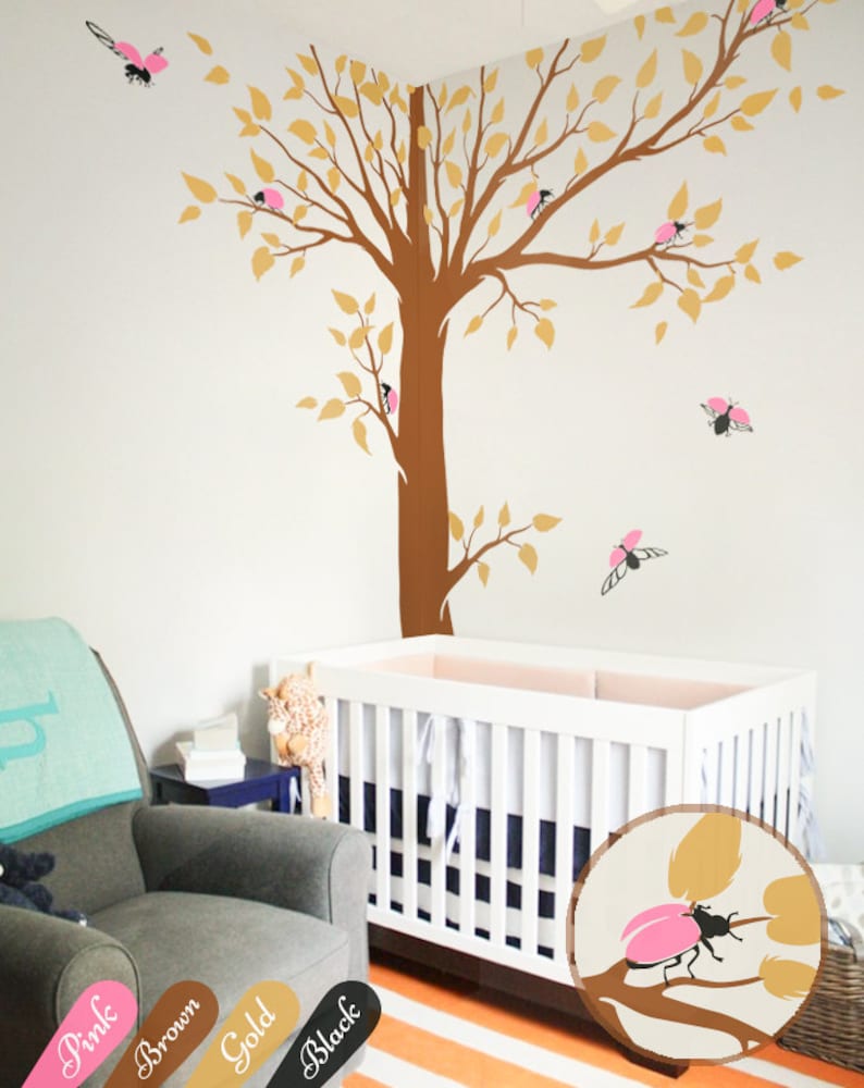 Minimalist Corner Wall Art with Simple Decor