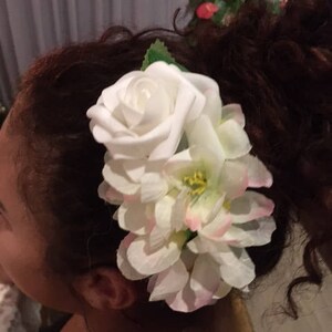 Bridal flower summer tropical carmen miranda retro hair clip