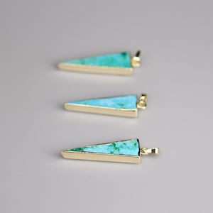 New!! Natural Blue Turquoises Triangle Slice Beads Gold Edges Charms,Howlite Stone Gem Slab Nugget Pendants Jewelry Making Supplies