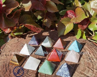 Gemstone Pyramid Home Desk Decor,Reiki Chakra Crystal Rose Quartz (25/30/40/50mm)