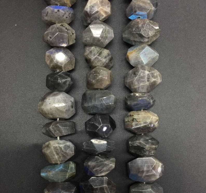 26pcs,Natural Labradorite nugget pendant,Faceted slice Raw Labradorite nugget Charms Necklaces Jewelry Crafts,14-16x18-22mm