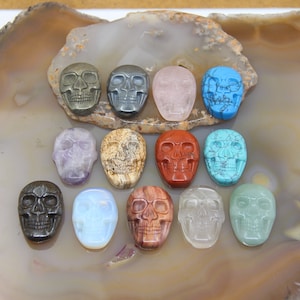 13 Stone Choice,24x35mm Natural Gemstones Carved Skull Cabochons,Obsidian Pyrite Amethyst Crystal Skull Pendant Jewelry Making,Home Decor