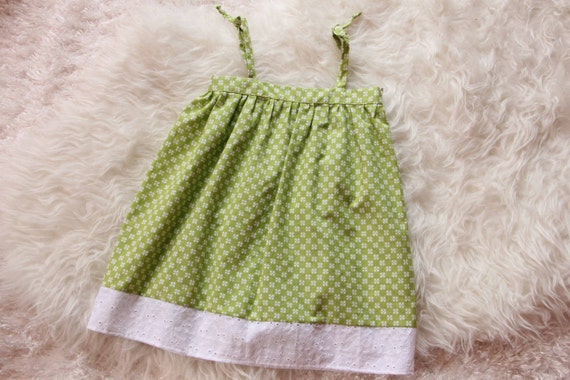 green dress 2t