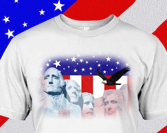 Mount Rushmore, American Flag Camiseta Unisex - Camisa de cualquier color disponible