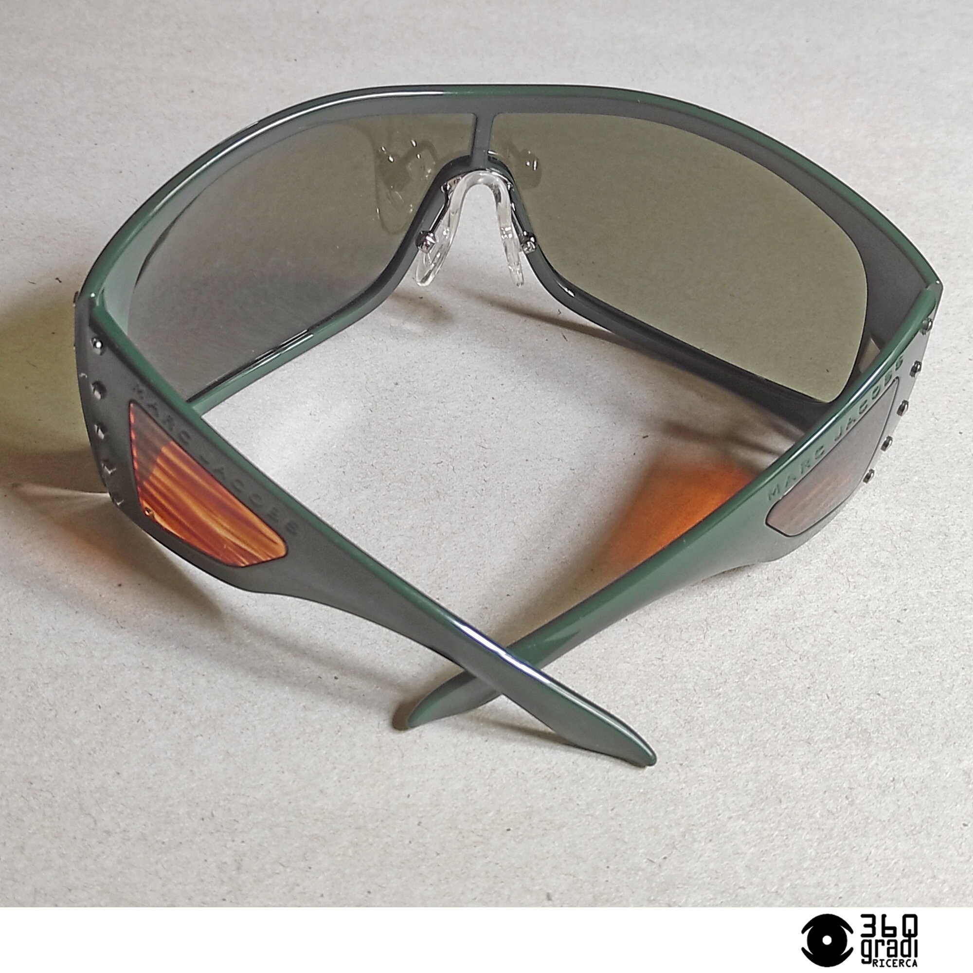 Vintage Sunglasses  display picture 2