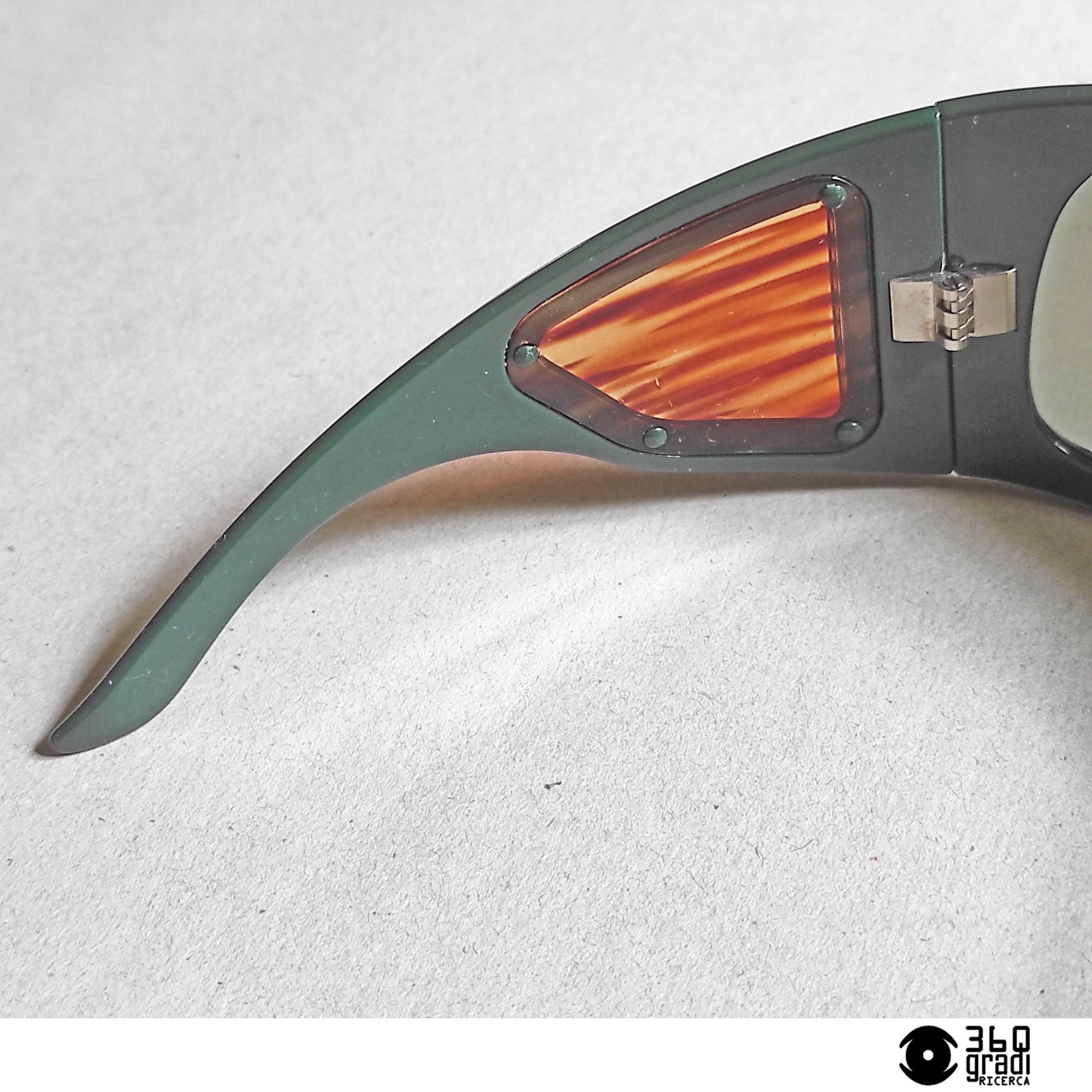 Marc by Marc Jacobs Wrap Vintage Sunglasses 2000 Vintage Sunglasses  main image 2