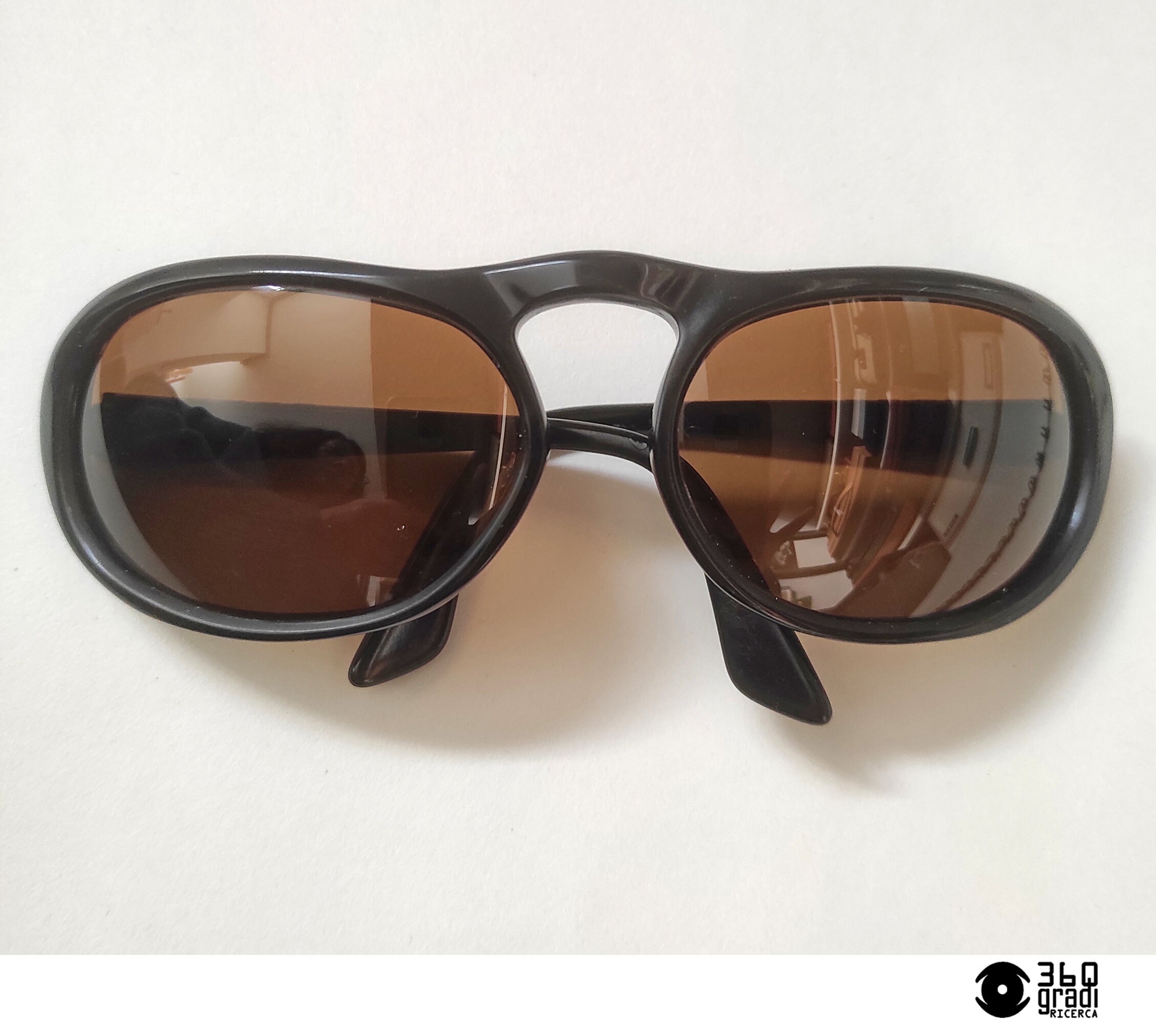 Persol ペルソール 69218 ヴィンテージ　サングラス Persol 69218 Tortoise Shell Sunglasses