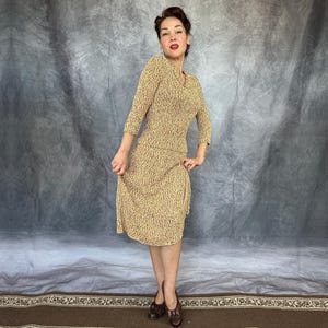 1930s Frannie's Fantastic Fleck Knit Set | Vintage 30s Red Brown Yellow & Beige Slubby Rayon Knitwear Blouse and Skirt | XS Small Medium image 6