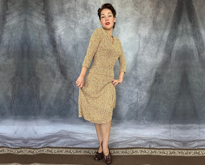 1930s Frannie's Fantastic Fleck Knit Set | Vintage 30s Red Brown Yellow & Beige Slubby Rayon Knitwear Blouse and Skirt | XS Small Medium image 6