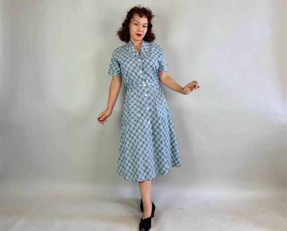 1940s Hypnotic Hexagons Dress | Vintage 40s Blue … - image 3