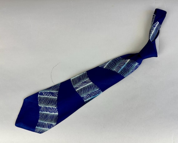 1940s Shake Your Tail Feathers Necktie | Vintage 40s Blue and Grey Silk Self Tie Cravat with Diagonal Feather Stripes