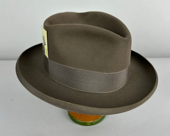 1940s Beautiful Borsalino Fedora | Vintage 40s Steel Grey Fur Felt Homburg Hat with Tone-on-Tone Silk Grosgrain Hatband | Size 7&1/8 Medium