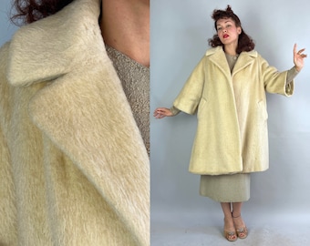 1950s Lovely "Lilli Ann" Coat | Vintage 50s Swing Overcoat in Cream White Wool Mohair with Rainbow Stripe Lining and Pockets | Medium Large