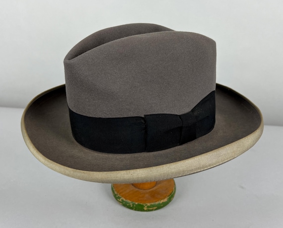 1940s Paragon of Style Fedora | Vintage 40s Dove Grey Hard Brim Wool Felt Homburg Hat with Black Grosgrain Ribbon Band | Size 7&1/8 Medium