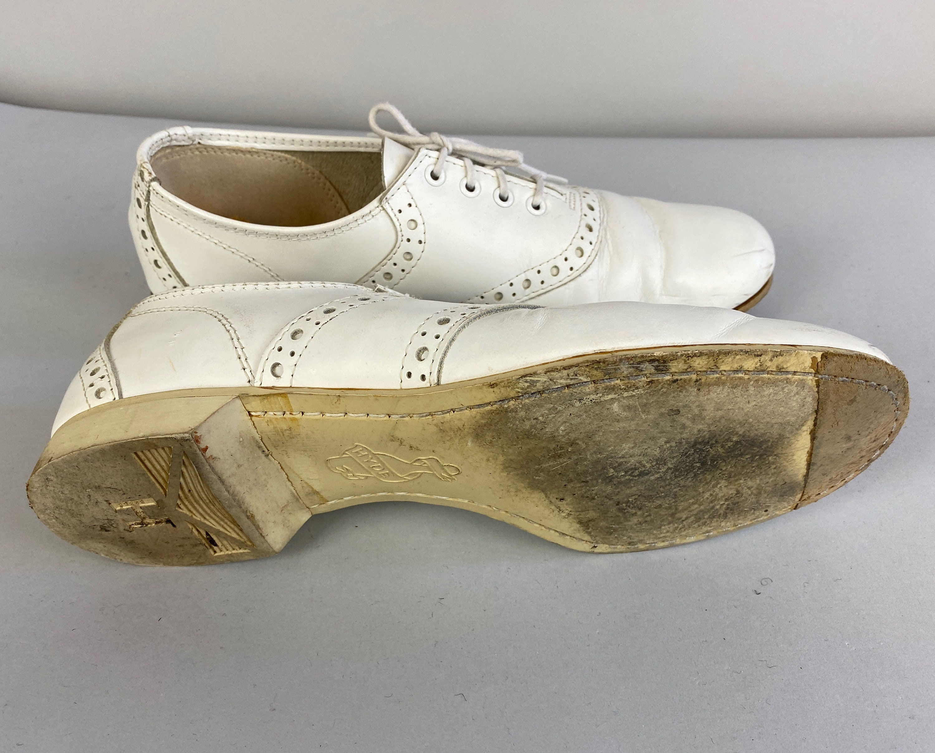 Vintage nurse deals shoes