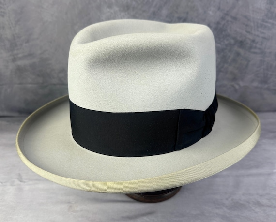1940s Paul's Pearly Hat | Vintage 40s Light Gray Ventilated Homburg Fedora with Black Silk Grosgrain Ribbon Band Bow | Size 7&1/4 7.25 Large