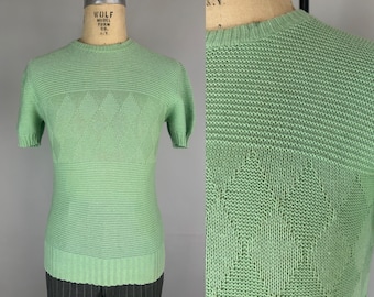 1940s Merry Mint Knit Pullover | Vintage 40s Minty Green Cotton Crew Neck Jumper Light Sweater Shirt with Rows of Diamonds | Medium Large