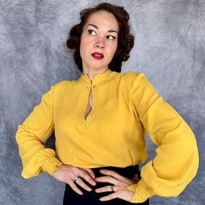 1940s The Perfect Match Blouse | Vintage 40s Yellow Rayon Crepe Poet Sleeve Button Back Shirt Top w/Diamond Check Quilting | Medium Large XL image 4