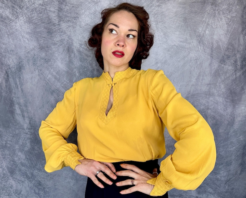 1940s The Perfect Match Blouse | Vintage 40s Yellow Rayon Crepe Poet Sleeve Button Back Shirt Top w/Diamond Check Quilting | Medium Large XL image 4