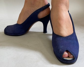 1940s Blue Moon Platforms | Vintage 40s Midnight Blue Canvas Fabric Slingback Peeptoe High Heel Shoes by “Palter DeLiso” | Size US 8