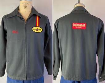 Chaqueta Motor Mel de los años 60 / Abrigo de uniforme informal vintage de sarga de algodón resistente gris peltre con cremallera frontal "Penzoil" "Dubonnet Racing" / Grande