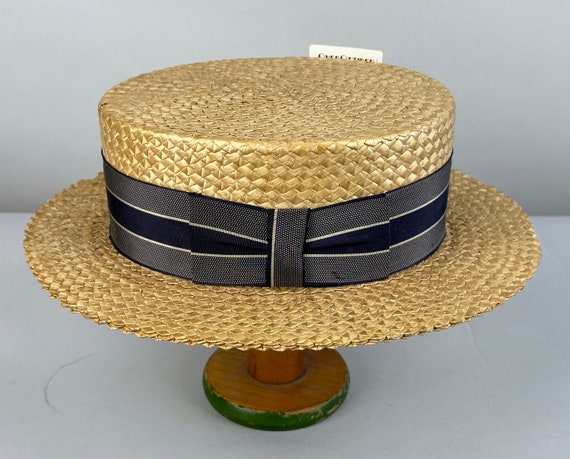 1930s Cosmopolitan Summer Boater | Vintage 30s Pressed Woven Straw Hat with Aubergine and White Striped Silk Ribbon Bow | Size 7 1/8 Medium