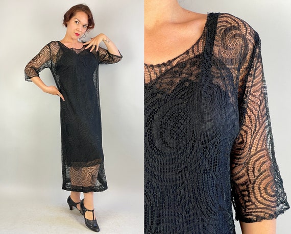 1920s Hypnotic Heda Dress | Vintage 20s Black Interlocking Swirl Pattern Lace Shift Frock w/Scoop Neckline and Elbow Length Sleeves | Medium