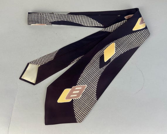 1940s Chocolate Assembly Line Necktie | Vintage 40s Deadstock Purple White and Yellow Self Tie Cravat with Diamond Tablets and Fishnet Path