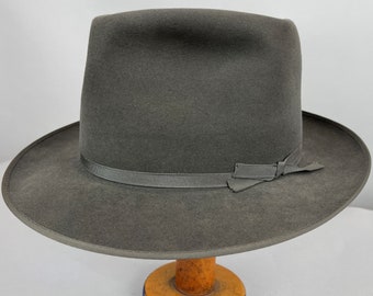 1950s Stylish "Stetson" Fedora | Vintage 50s Pewter Grey Fur Felt Mens Hat with Narrow Grosgrain Ribbon Band | Size 7 1/8 Medium
