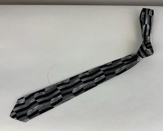1950s Black and Silver Swirls Necktie | Vintage 50s Silk Jacquard Rippling Waves Hepcat Flash Self Tie