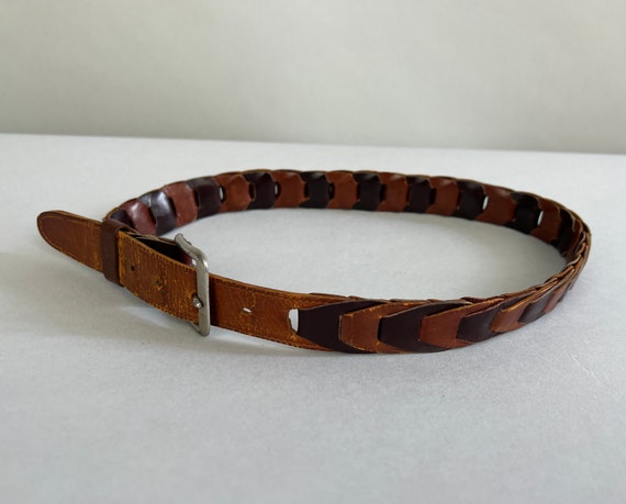 1940s Wild Western Belt | Vintage 40s Two-Tone Woven Leather Belt in Alternating Shades of Hickory Brown  | Small/Extra Small XS