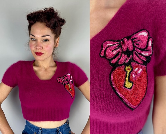 1950s Key To Your Heart Cropped Sweater | Vintage 50s Pink Angora Halo Knit Pullover Jumper w/Chainstitch Embroidery | Small Extra Small XS
