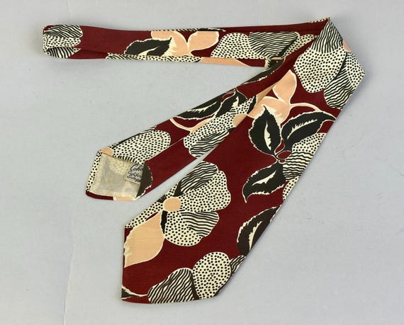 1940s Floral Fantasy Necktie | Vintage 40s Auburn White Peach and Charcoal Bold Spotted & Striped Flower Print Silk Self Tie Cravat