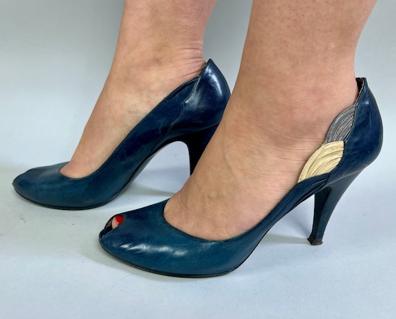 Vintage Ride the Wave Pumps | 80s-does-50s Navy B… - image 2