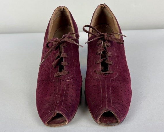 1930s Purple Passion Pumps | Vintage 30s Perforated Suede Peep Toe Lace Up Heel Oxfords Shoes with Original Laces | Size US 7