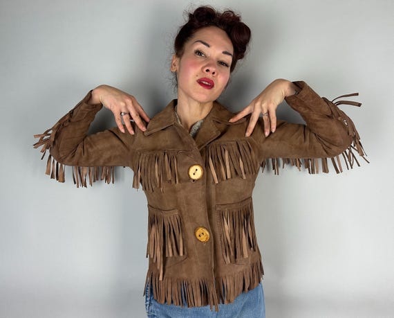 1950s Wild West Wendy Jacket | Vintage 50s Brown Suede Leather Fringe Western Cowgirl Light Coat w/Giant Wood Buttons | Small Extra Small XS