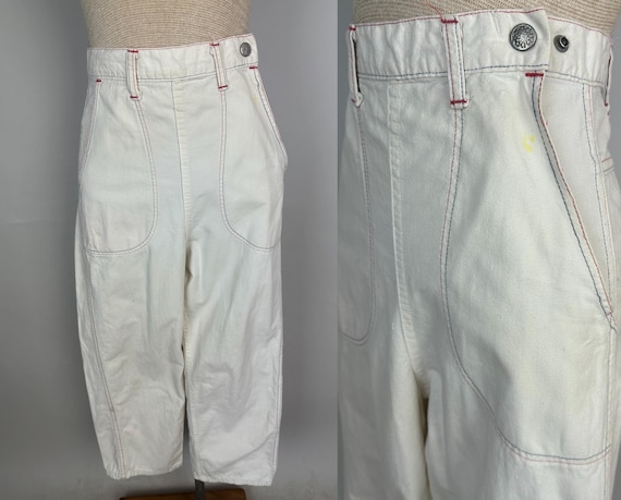 1950s Humdinger Clam Digger Jeans | Vintage 50s White Cotton Denim High Waist Side Zip Pants with Blue & Red Top Stitching | Extra Small XS
