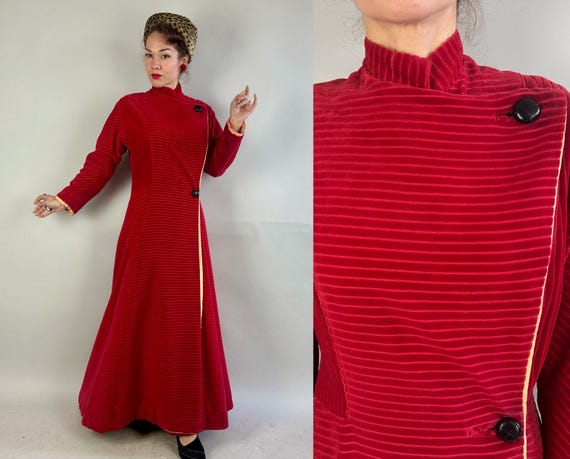 1940s Vivacious Valentine Dressing Gown | Vintage 40s Crimson Red Striped Velveteen Wrap Coverup Robe w/Peach Lining | Large/Extra Large XL